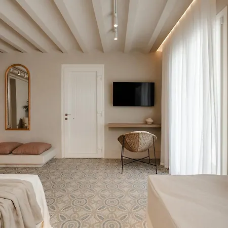 Castellum Apartman Naxos City